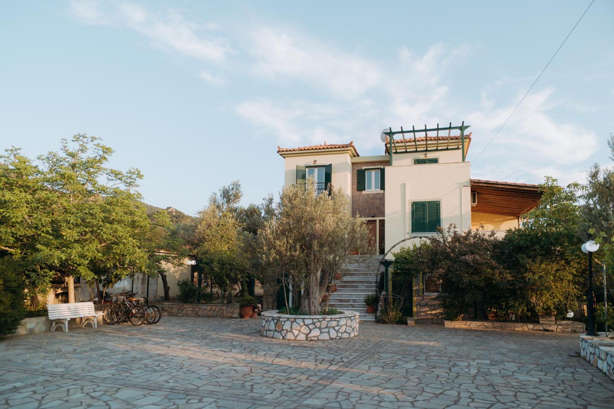 Vasiliki Studios Petra  Exteriör bild